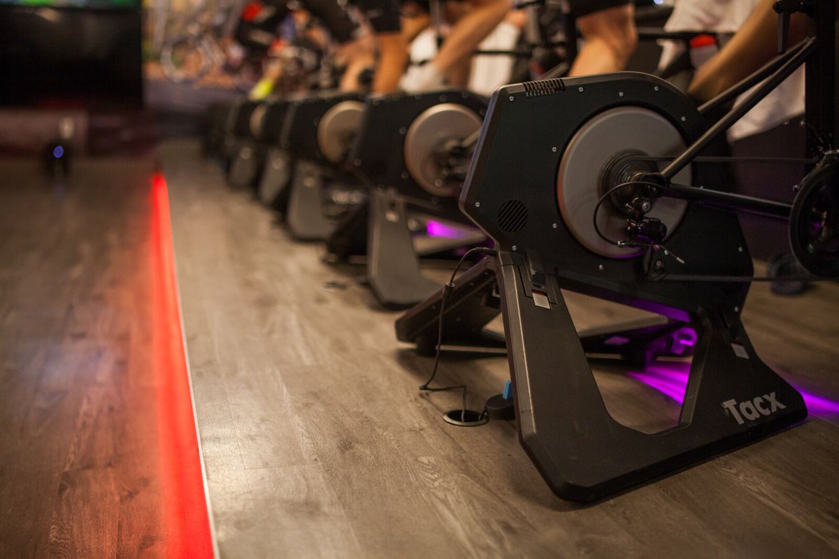Cycle_Technique's tweet photo. Plusieurs abonnements sont disponibles au centre d'entrainement de Cycle Technique.
Les tarifs ainsi que toutes les informations sur le centre 
https://t.co/JKiApseQBV
Several memberships are available at Cycle Technique's Training Centre.
#cycletechnique #bikeshop #bike #velo https://t.co/jUkr0gsZu6
