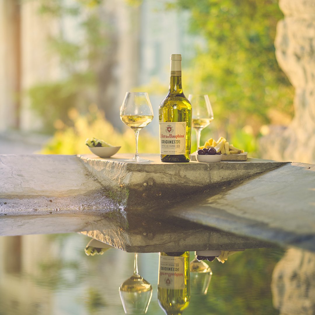 ORIGINE BIO affirms the commitment of Cellier Des Dauphins winegrowers in favour of sustainable agriculture that protects our planet.

White, rosé and red : try all our organic wines ▶️ cellier-des-dauphins.com/en/our-sunny-w…

#CellierdesDauphins #OrigineBio