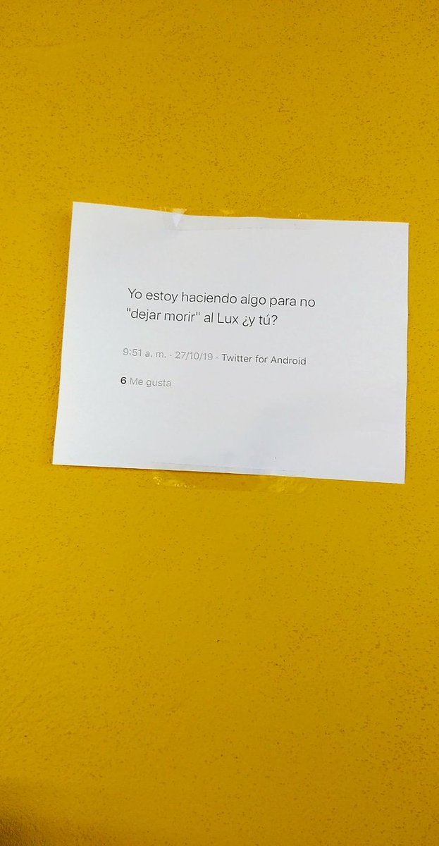 vale_bossa1's tweet photo. Que empiece la revolución alumnos vs. Lux #riplux https://t.co/w55Md82Y4J