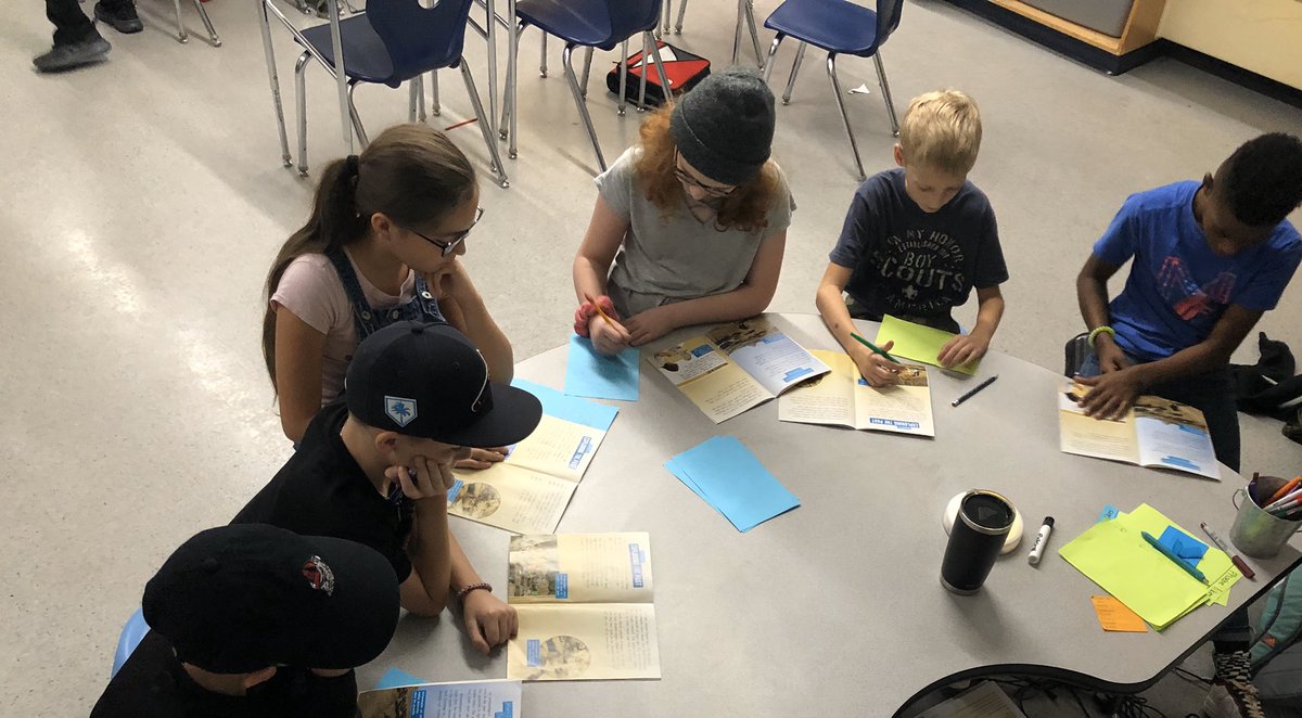 When your guided reading group asks if they can take notes during their read 🙌🏻🙌🏻 #gscsela #gscstakesthelead #crescentconnects