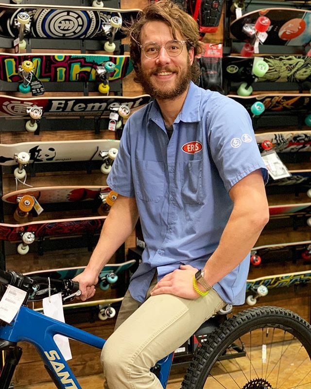 TWDSF's tweet photo. This guy isn’t just a pretty face ... he’s our new Assistant Service Manager!! Some of you know him from his years with #twdsf , some of you know him from watching him onstage with his band, @tuffrootsmusic ...either way, we’re just stoked to have him he… https://t.co/aZK9erPqSg https://t.co/8YNLQ1XQw9