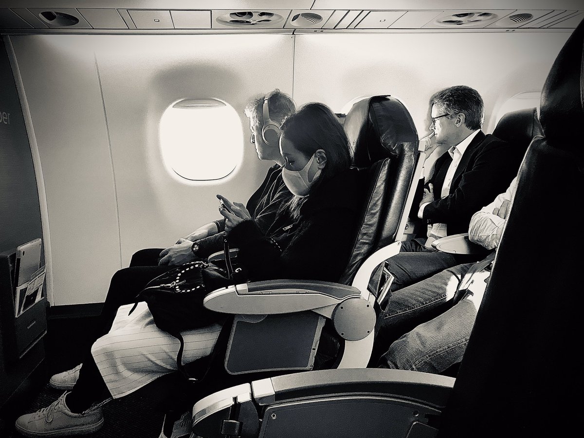 HalGregersen's tweet photo. “The life you have led doesn’t need to be the only life you have.” – Anna Quindlen
Photo: a reflectively quiet moment on today’s flight from Milan to Amsterdam...a bit ethereal.
#LeadingLens #ComposeAndWait https://t.co/4b29UaXDwW