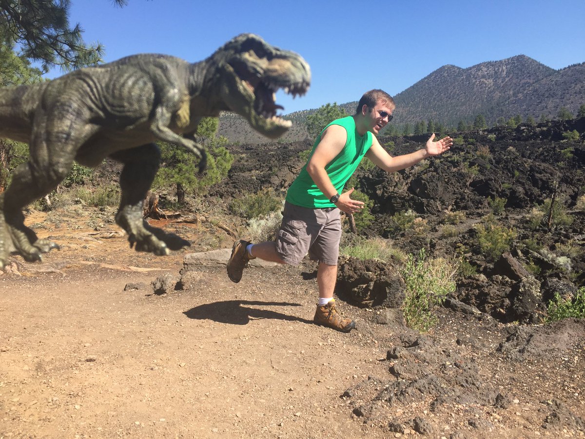 UMWNSCS's tweet image. Nicholas is a Junior majoring in Bio and minoring in Econ. He’s a member of Red Cross club and Pre-Med Club. He’s a commuter student who volunteers at Heartland Hospice and Lloyd Moss Free Clinic. Last summer he went to the Grand Canyon, Painted Desert, and Red Rocks of Sedona.