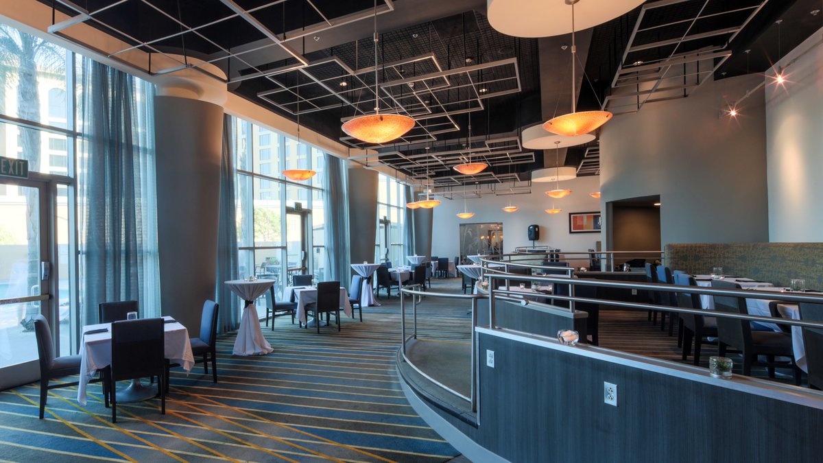 Marriott_Suites's tweet photo. Hunger has nothing on us. #Basils has a menu that can cure any hunger pains with delicious options. https://t.co/jhGHDyLFCd #VisitAnaheim #AnaheimEats #CaliforniaDreaming https://t.co/y3ywyE3ZXU