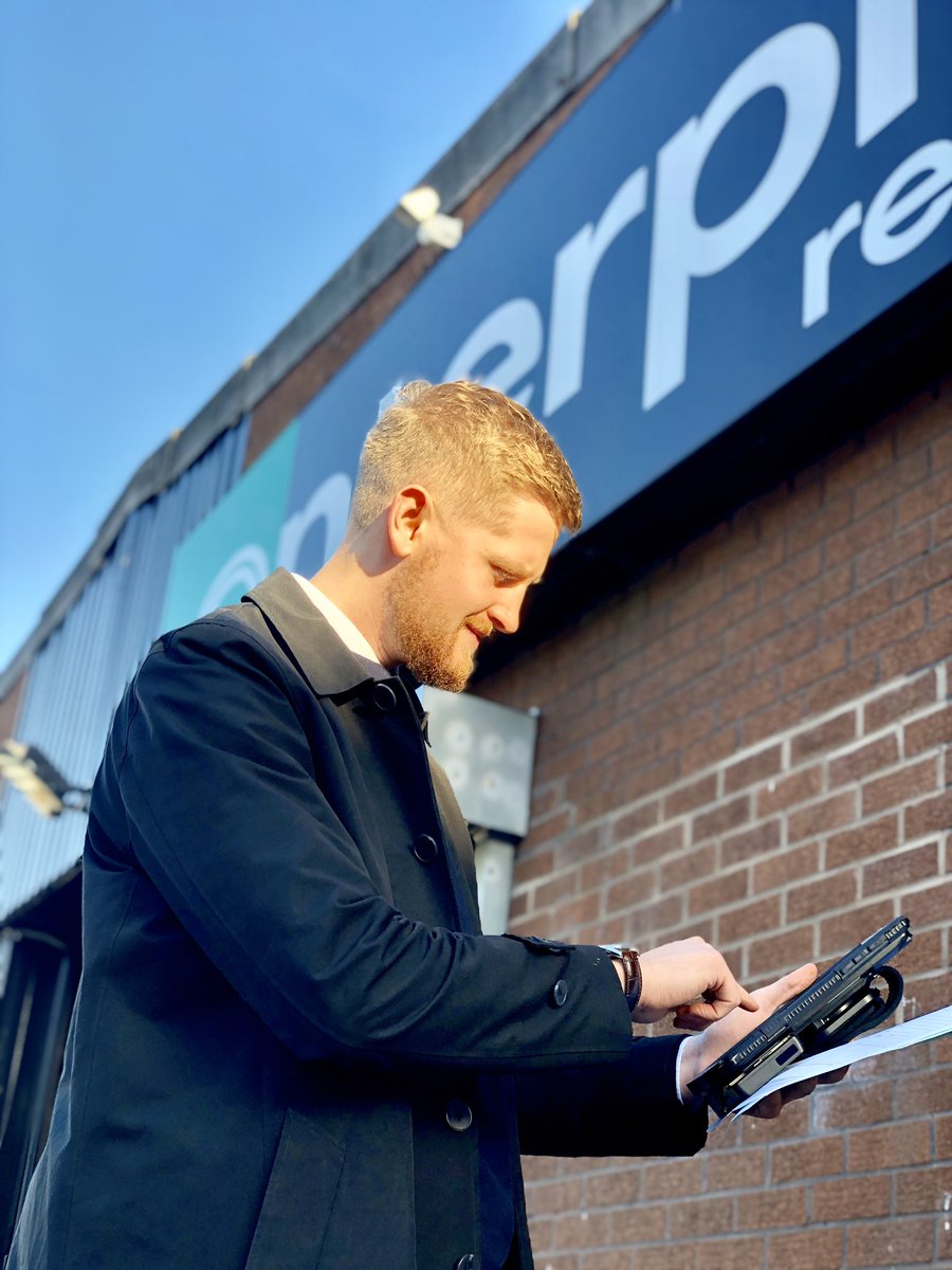 “For me, there is nobody better in the world right now at renting cars than Fraser Rodney Duncan Thorpe. To put it simply, the man is a prodigy.” - Anon

#DreamBelieveAchieve #U3Elite
