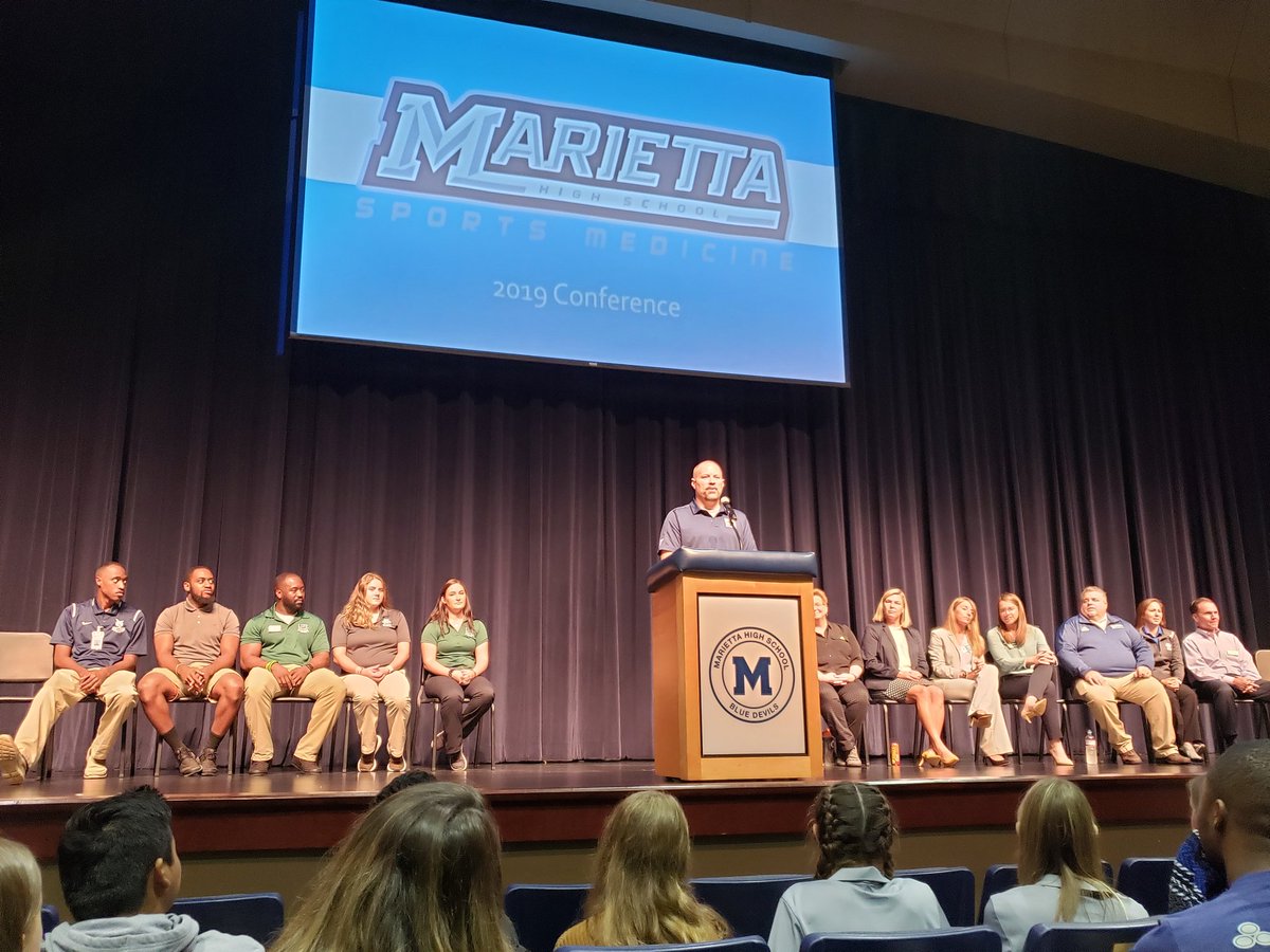 ATCchic's tweet photo. @VIKINGATHLETIC4 Sports Medicine and @NewnanAthletics students get to meet program directors for all the college sports medicine programs in the state and learn about their programs and what they have to offer. #lifetimeoflearning @CowetaScore @CowetaSchools https://t.co/PHNwj9rlHd