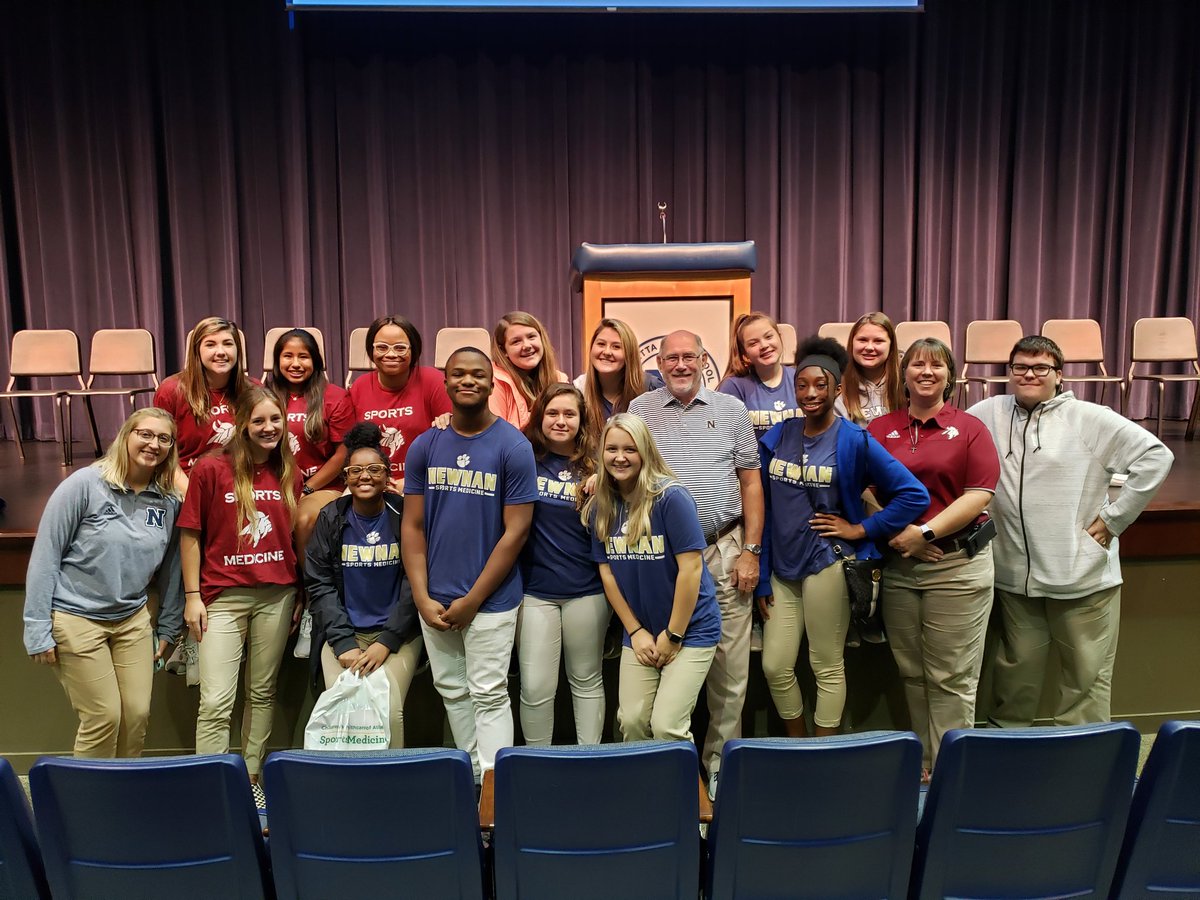 ATCchic's tweet photo. @VIKINGATHLETIC4 Sports Medicine and @NewnanAthletics students get to meet program directors for all the college sports medicine programs in the state and learn about their programs and what they have to offer. #lifetimeoflearning @CowetaScore @CowetaSchools https://t.co/PHNwj9rlHd