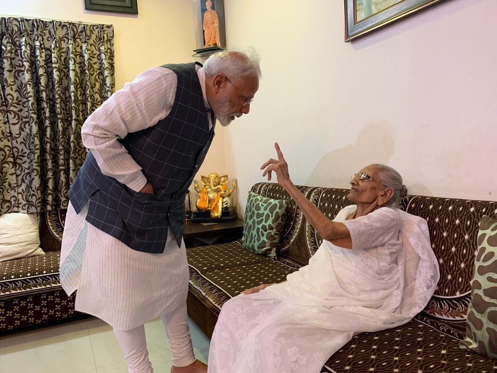 BJP4India's tweet photo. Prime Minister Shri @narendramodi meets his mother at her residence in Gandhinagar, Gujarat. https://t.co/ZC0njPyXKP