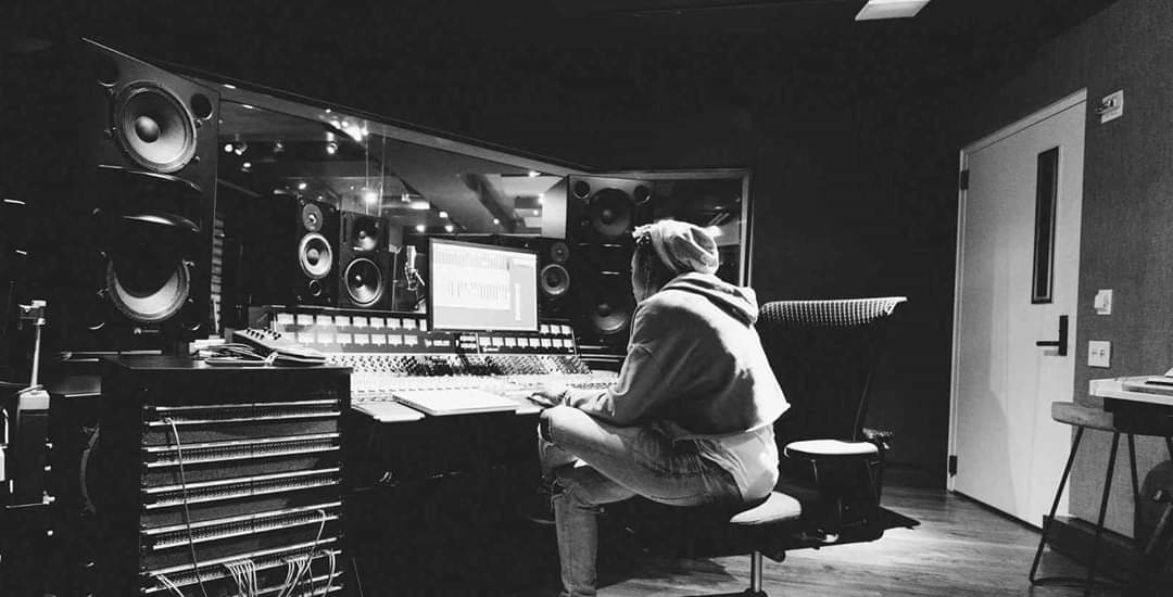 Nana_quames's tweet photo. I believe that music producers are special people. They consist of one part musician, one part entrepreneur, and one part therapist. They are the ones that take the crazy ideas of the music artists and transform them into audible works of art that can be sold for profit. https://t.co/2vNjz1v1iA