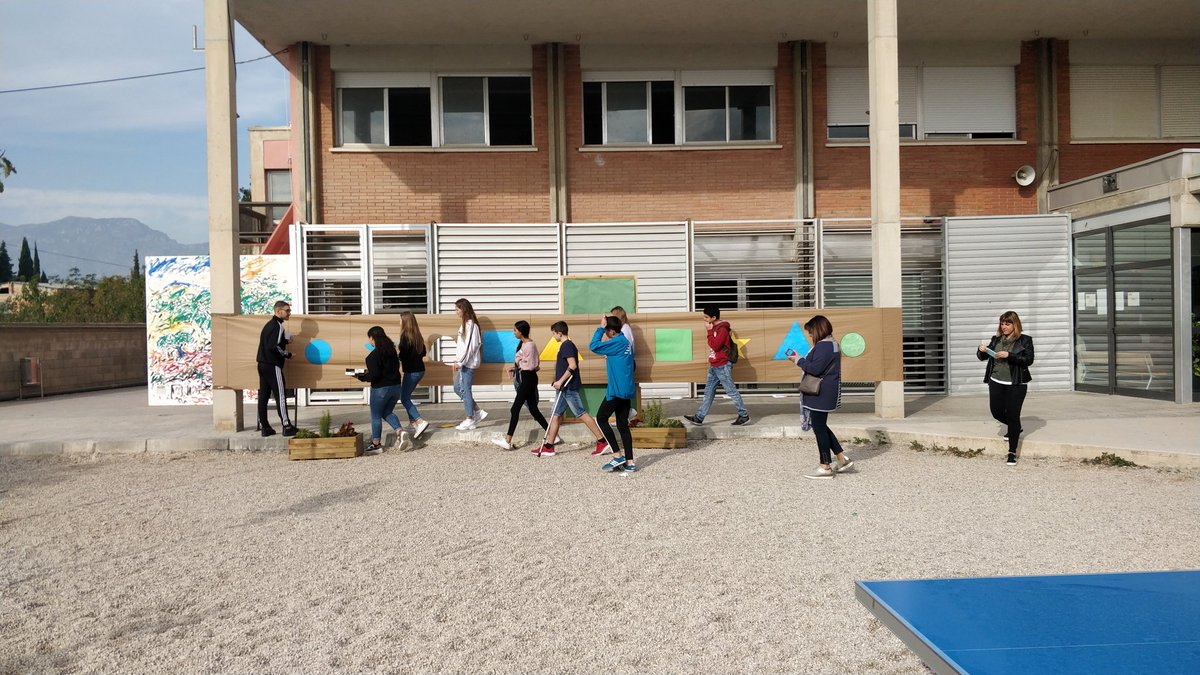 alesav81's tweet photo. Programació de l' @EdCampTEbre d'alumnat...
*Objectiu. Compartir experiències entre iguals. ☑️
*Continguts. Els seus gustos, interessos i preocupacions.☑️
*Recursos. Il•lusió i coordinació de l'alumnat de l' @IEDMangrane ☑️
*Criteris d'avaluació. Saber expresar-se lliurement. ☑️ https://t.co/54KN0jZzBn