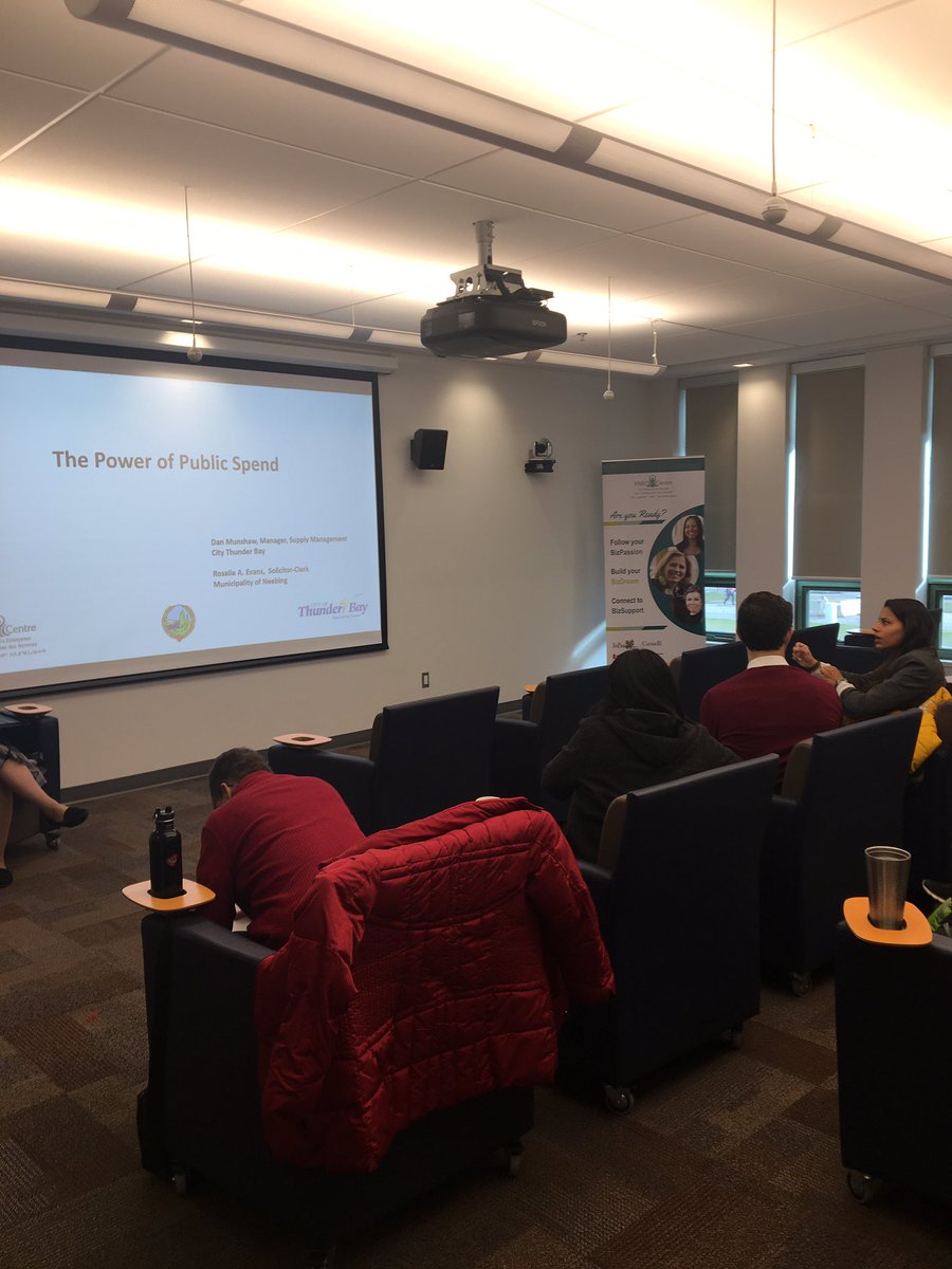 luingenuity's tweet image. Our community partners @PAROCentre joining us today in Ingenuity connections theatre