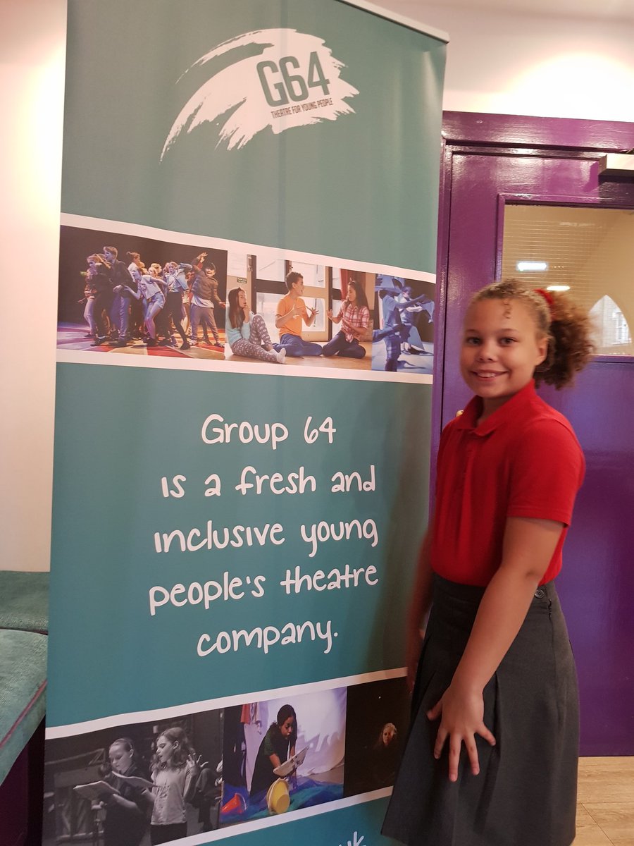 FatimaOjelad's tweet photo. Emz Back to class @Group64 @PutneyTheatre #readytolearn https://t.co/o7lmo0QkAt