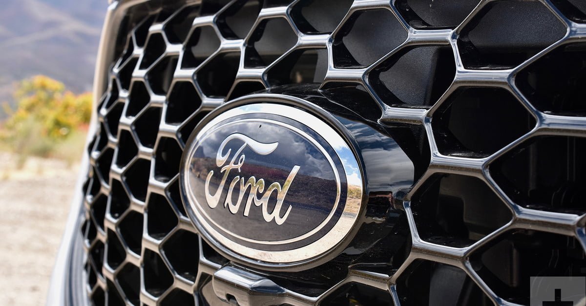 realizetoday's tweet image. #Ford #Sync4 lets Apple CarPlay and Android Auto users cut the cord dlvr.it/RHGzhs