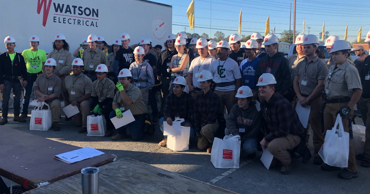 BuildersMutual's tweet photo. We proudly supported @ApprenticeNC's 34th Annual Carpentry Pre-Apprenticeship Contest held at the N.C. State Fair. Members of our Board of Directors and risk management staff enjoyed judging the competition #atworkwithyou https://t.co/4TcWqvfxg3