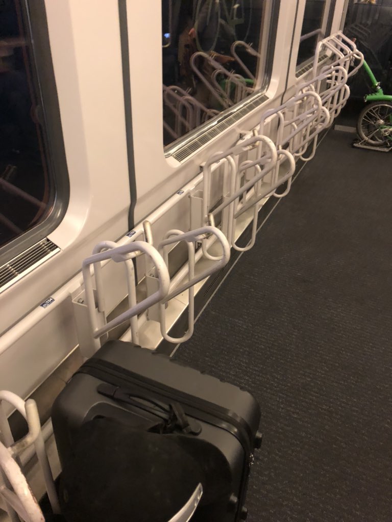 schmidur tweet media