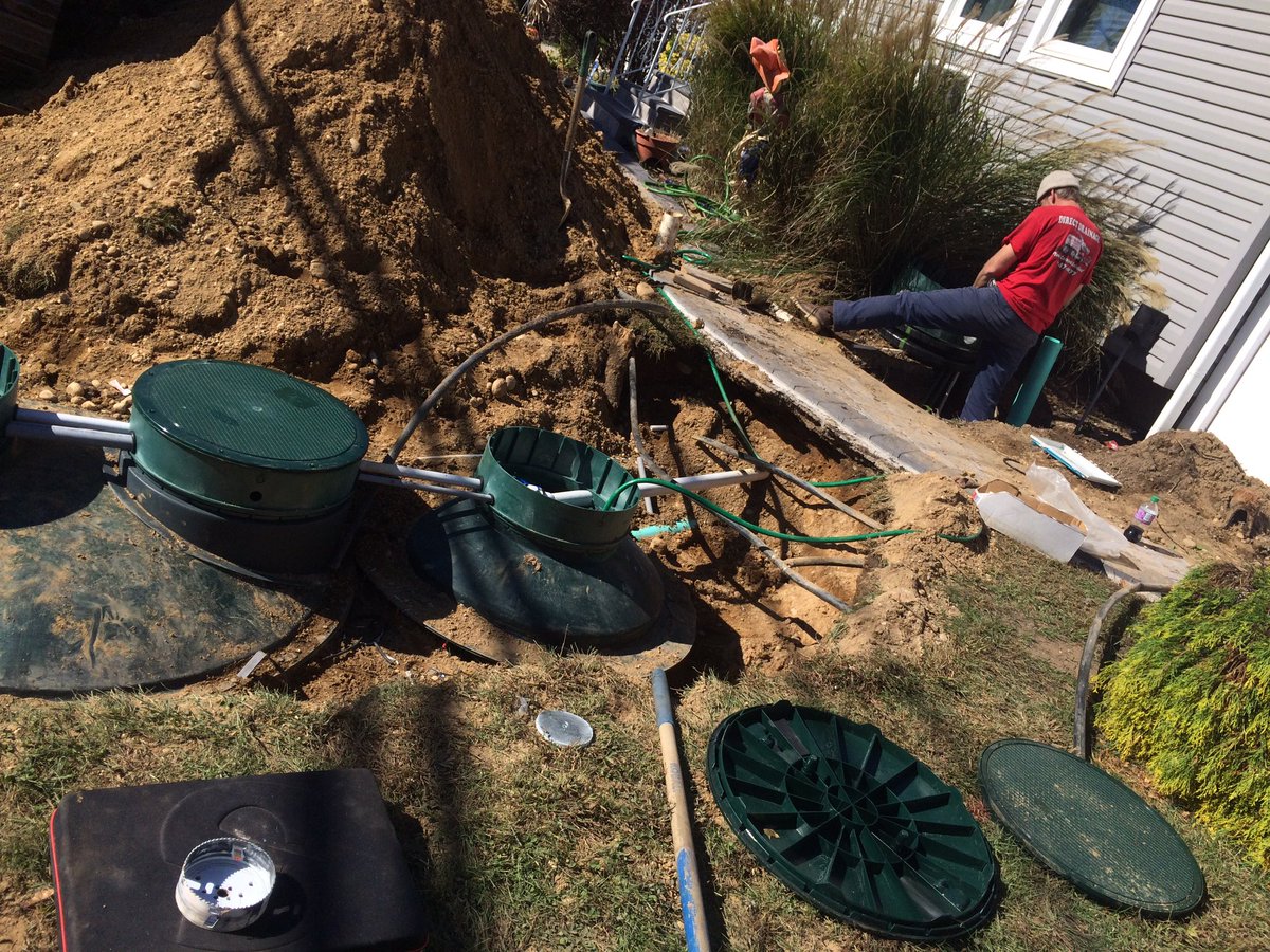 DirectDrainage's tweet photo. Installation of a Hydroaction system for a CDCLI house. Tight work space, no biggie we got this! Saving the communities ground water one system at a time! #directdrainage #cdclongisland #supportlocalbusiness #IAOWTS #hydroaction #reclaimourwater #savingourgroundwater https://t.co/mfCOOGQ3gR