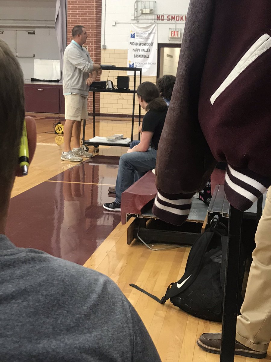 HVHSMBBALL's tweet photo. Some of our guys getting the chance to hear former Big Leaguer Jimmy Gobble speak today!! https://t.co/eTh3ZJBr28