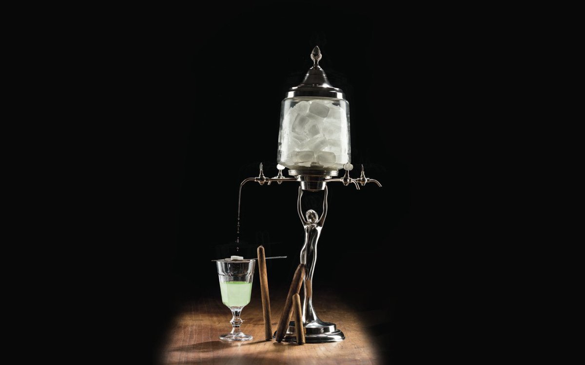 Shmckr_'s tweet photo. https://t.co/WnVbqPXHp7
»Der #Absinth war ursprünglich ein Getränk, welches vor allem zu medizinischen Zwecken eingesetzt wurde. Auf Basis des Wermutkrautes wurde ein Tee zubereitet, der u.a. die Gelbsucht bekämpfte, den Haarausfall bremste und den Würmern den Garaus machte.« https://t.co/RHX8PFNTPr