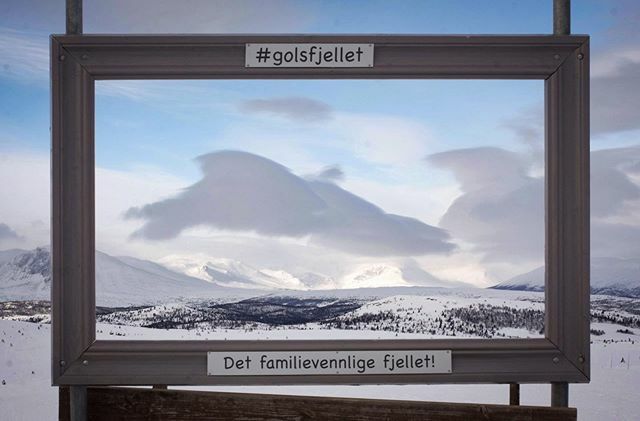 AdventureLab's tweet photo. Vēlies “ierāmēt” savu kalnu ainavas kartiņu? Brauc līdzi uz #Norvēģija #17_26jan .
.
#norge #distančuslēpošana #slēpošana #kalni #ziema https://t.co/veqfoe2lup https://t.co/AYq5sKIdAI