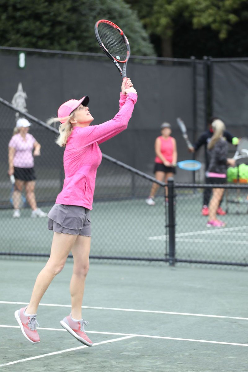 NorthsideHosp's tweet photo. Our North Fulton Tennis Against Breast Cancer fundraiser was a grand slam, raising over $200,000! 🎾 Thank you so much to those who attended to help support screening mammograms for under-insured women in Atlanta. https://t.co/QU4RRkzqoW