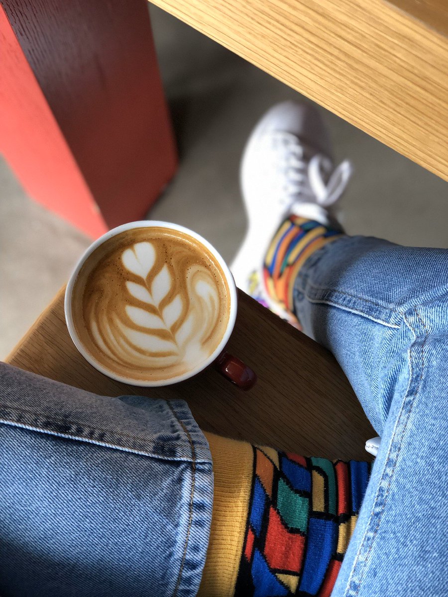 OneTwoSock's tweet image. Have a great day but first coffee! 🤩☕️#OneTwoSock #Pashazone #coffee #goodvibes #colorfulsocks  instagram.com/p/B4Pd28spDD_/…