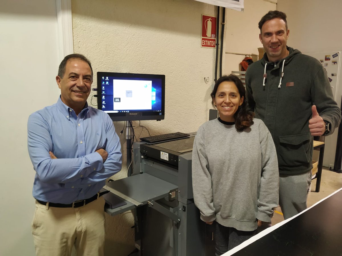 eymgrafica's tweet photo. #Nueva #instalación del #equipo de #multiacabado DC-616 Pro de @Duploint ! @srflyer #grupotitaco podrán #cortar, #hendir y #perforar en un solo paso, #simplificando a si sus #acabados #digitales!

Seguid el #link de la #noticia para saber más: https://t.co/6RBtTWJG5B https://t.co/kIDQVkzEbN