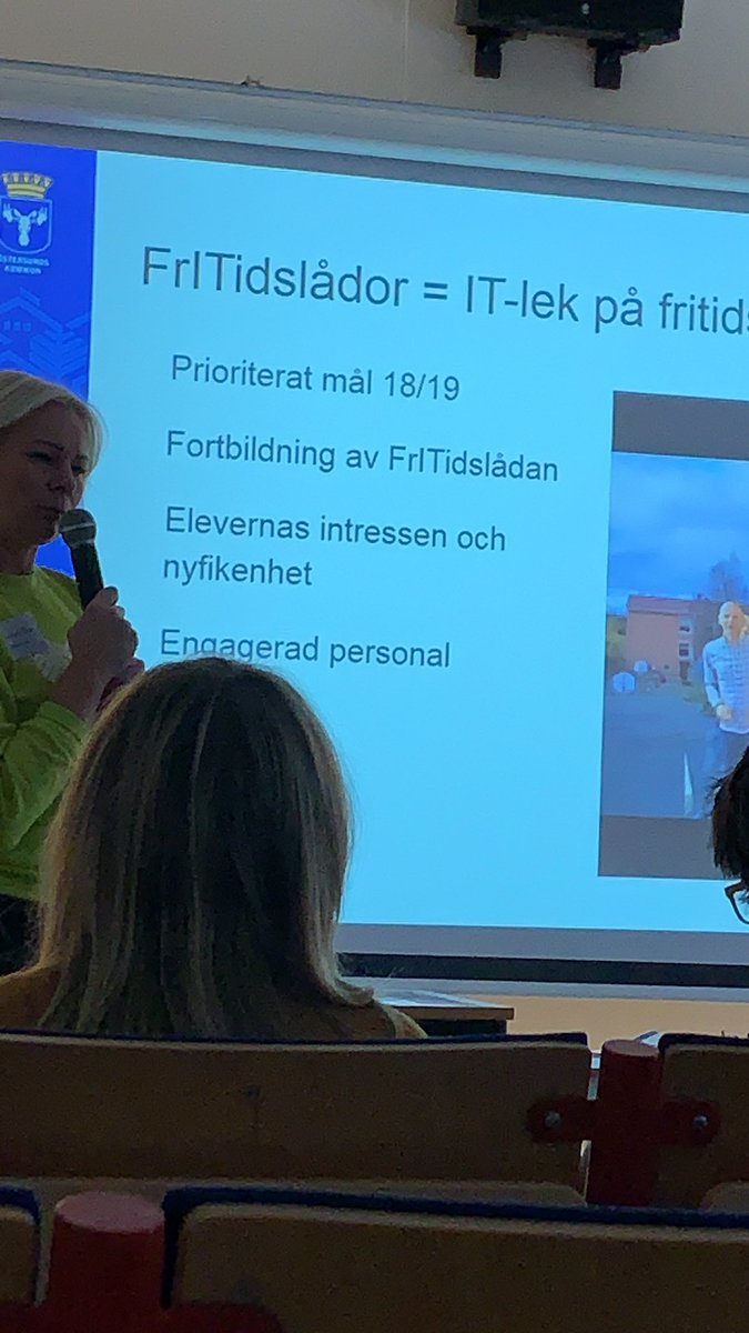 Ipadiosd's tweet photo. Behövde inte mycket kunskap innan hon började med lådorna efter workshop! #frITidslådorna #östersunf https://t.co/jtTANFAwgN