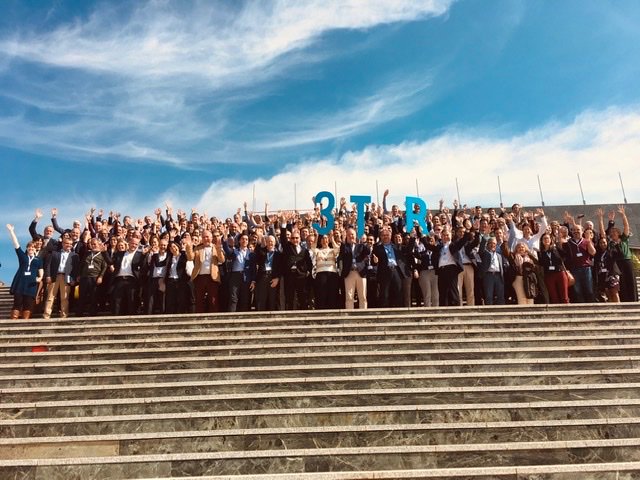3TR_IMI's tweet photo. Say „Hello“ to the #3TR team - well at least a part of it. ;) Even many more involved! Many thanks for joining us in Granada. Such a great morning and such an impressive, inspiring crowd! https://t.co/dhM6FWTRLb