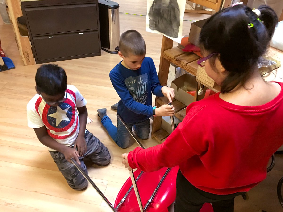 edu_GetCreative's tweet photo. Grade 2 stopped in #MakerSpace @ISZN_School to learn more about STRUCTURE.
The #DesignHunt was a great way to get us wondering about shapes and materials!
@AgencybyDesign #DesignThinking #engancedPYP #CognitaWay #IB #makered https://t.co/FraxzljMqY