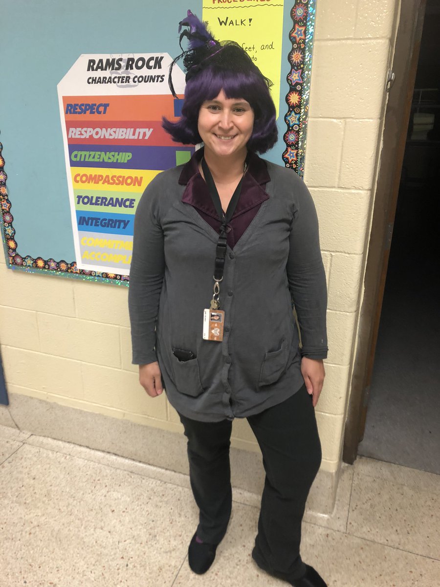 PortageMS's tweet photo. Portage is in the Halloween spirit! Stay tuned for more fun throughout the day!!! #middleschoolisfun #learningisfun #seewhatwedo https://t.co/8fPjGwz3yb