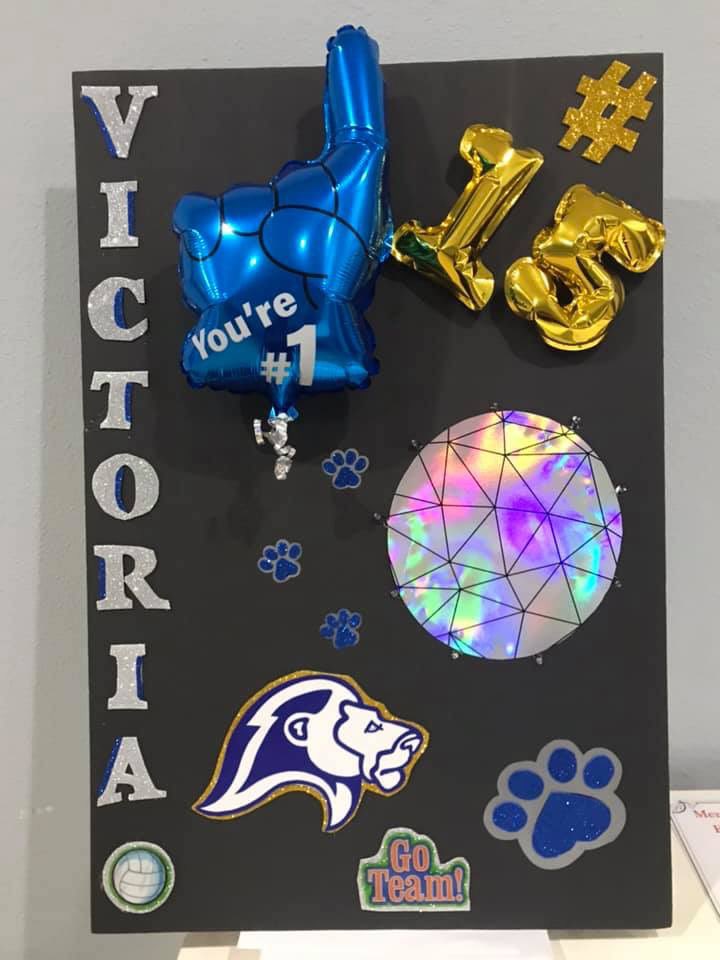 DallasNLLEO's tweet photo. NLLEO-Dallas CLEAT members showed up to support Victoria Smith, daughter of Sgt. Smith at R. L. Turner for Senior Night...#bluefamily #dpdstrong https://t.co/hv97MhoXbb
