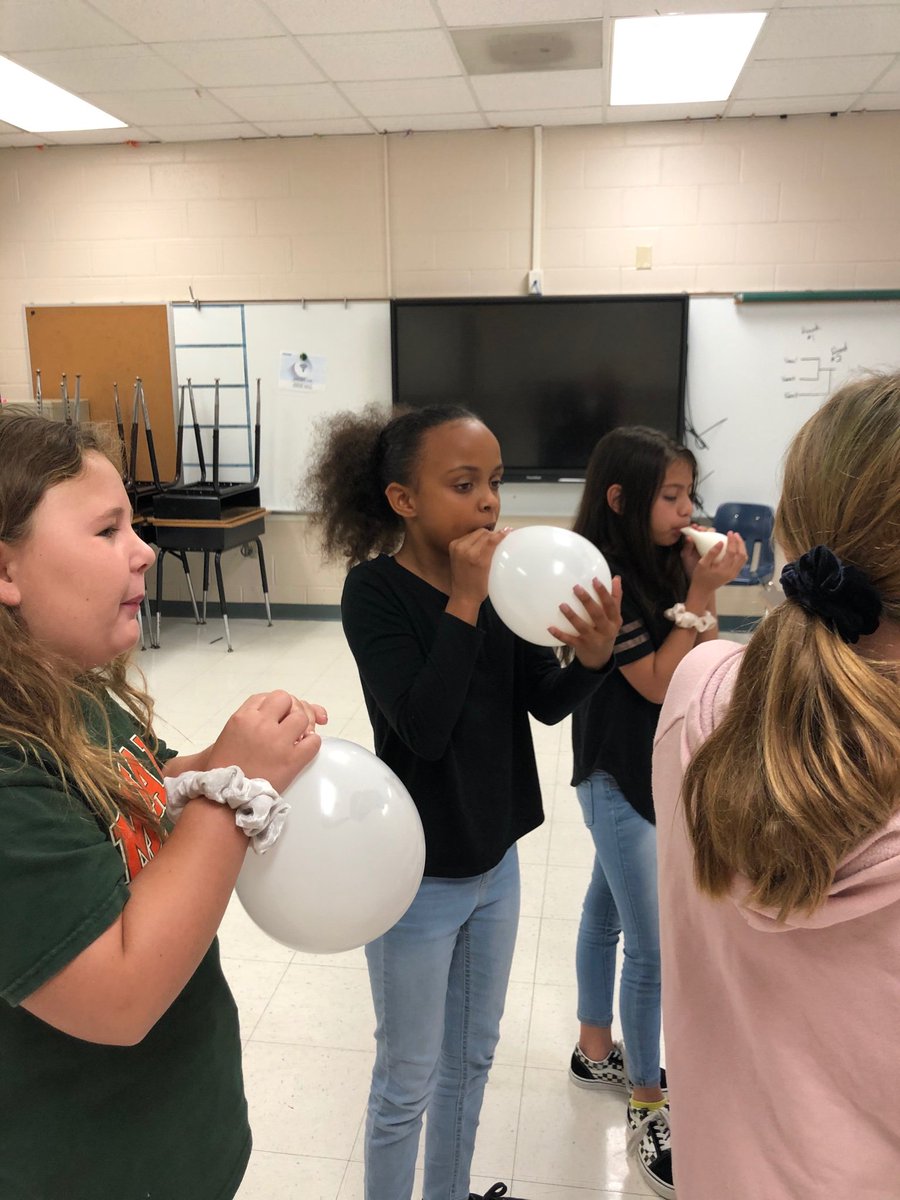 princshep's tweet photo. 4th grade Spooky Science activities!  Students are planning, estimating, creating and experimenting. https://t.co/rEVdexVpdM
