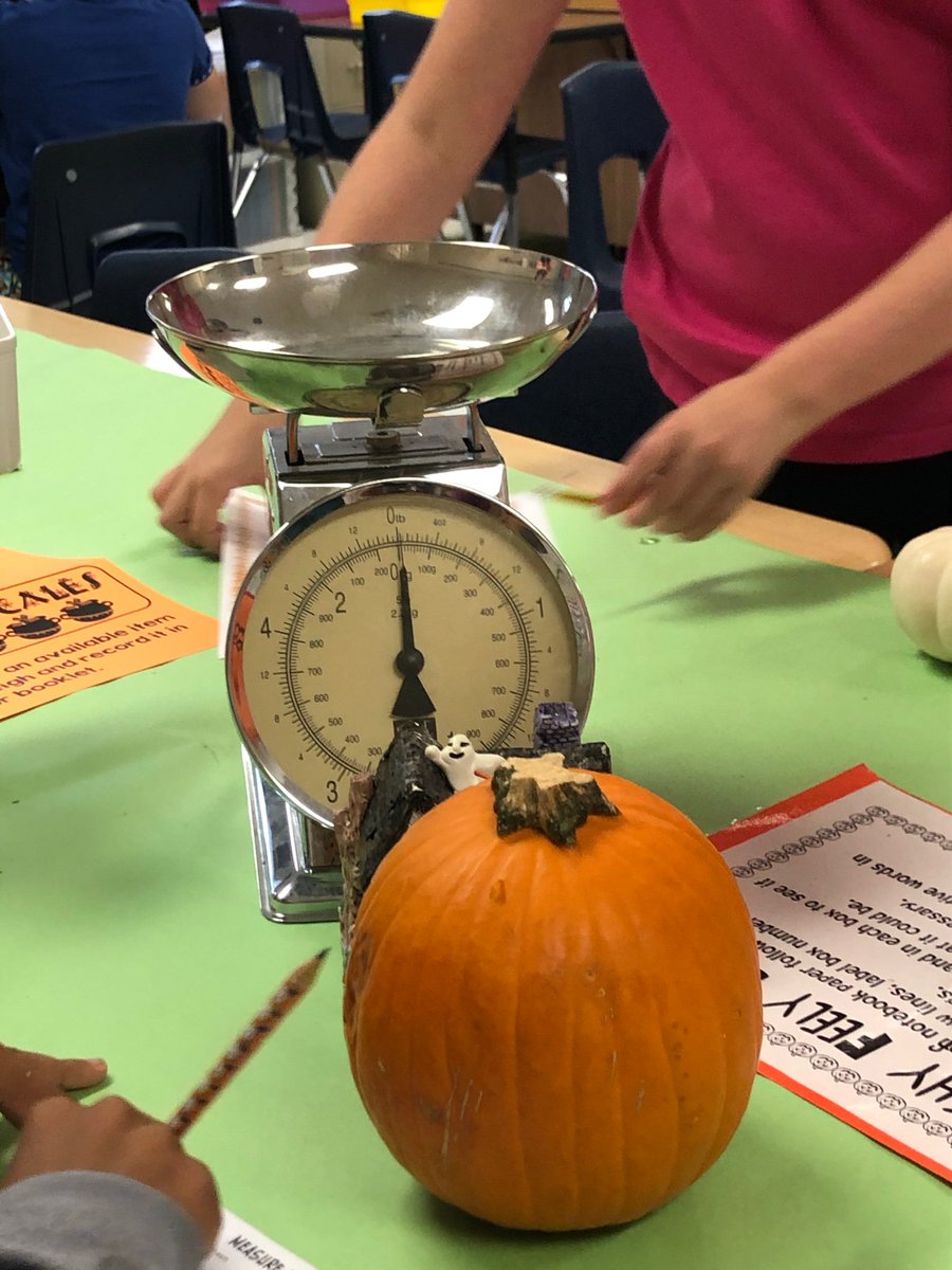 princshep's tweet photo. 4th grade Spooky Science activities!  Students are planning, estimating, creating and experimenting. https://t.co/rEVdexVpdM
