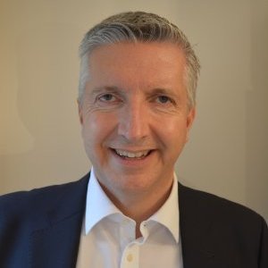 StayinFront's tweet photo. Andy Foweather shares his insight to the consumer goods industry and discusses technology disruptors and challenges.
Read the full interview to find out more: https://t.co/0sJcRNFfOI
#2020RDI #Leadership #StayinFront https://t.co/0TkHe670Rv
