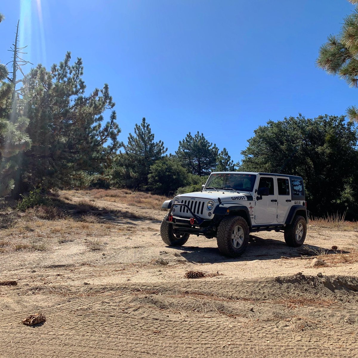 How about a Where To Wednesday 😁!

Driving the Jeep is like a drug... I need MORE 🤣 Happy Humpday everyone

__O|||||||O__
#HappyHumpday #GetOutside #DoSomethingDifferent #TheOutdoors #OnwardsToAdventure #Jeep #Jeepers #JeepWave