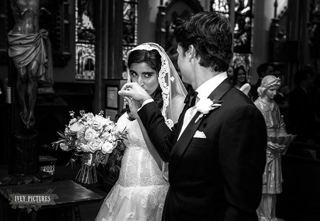 "My heart is, and always will be, yours." ⠀⠀⠀⠀⠀⠀⠀⠀⠀
Photo: @iveypictures⠀⠀⠀⠀⠀⠀⠀⠀⠀
Florist: @velvetandtwine ift.tt/2JASzwP