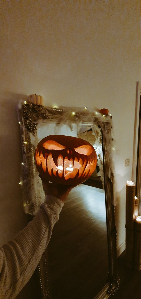 HannahRiding's tweet photo. 🎃 #spookyscenes https://t.co/14SYVeF6xQ