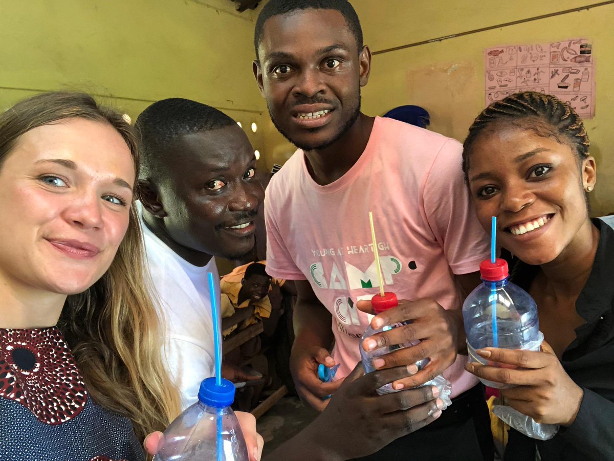 youngatheartgh's tweet image. Our just ended teacher training workshop at Nana Kobina Gyan Basic Sch, highlighted using #AnanseTheTeacher app, one of the e-resources in #LabandLibraryOnWheels to engage with various science experiments using everyday materials as apparatus. Exciting times ahead! #SDG4