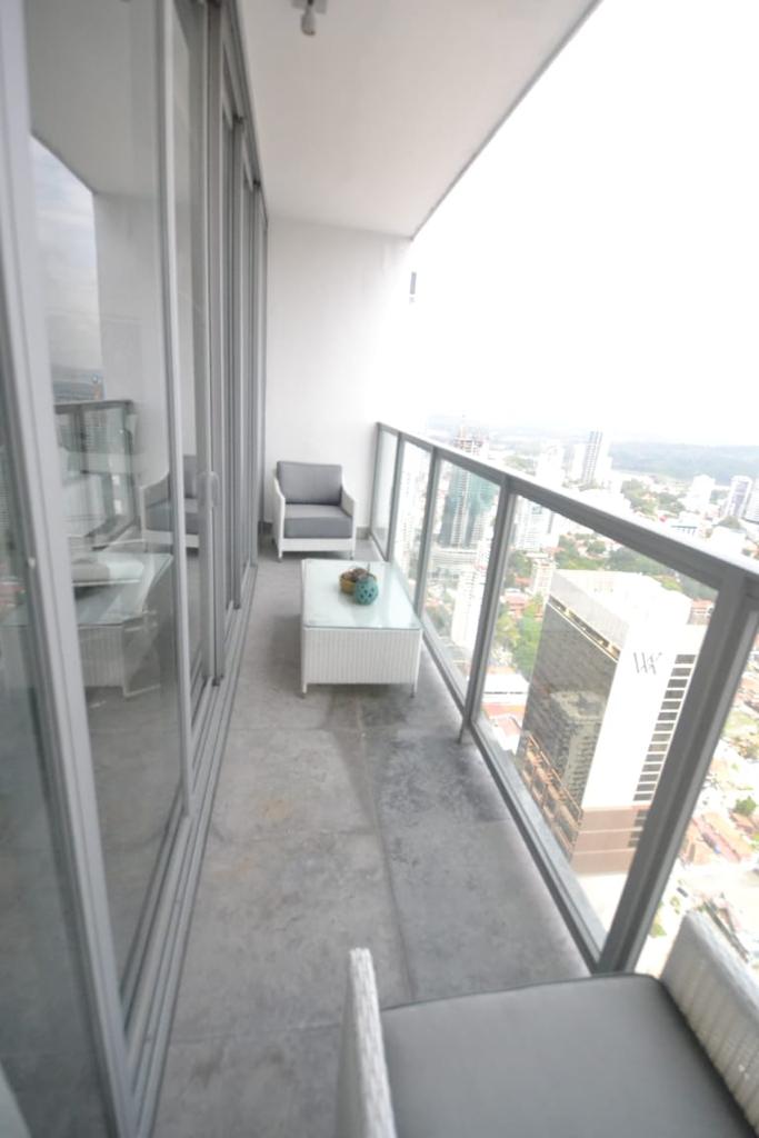 ClassyGayRealty's tweet photo. Queremos una cocina más grande, un balcón para ver el atardecer de la ciudad desde lo alto, una recámara más amplia y zonas para nuestros negocios.

No se diga más, let me work it for YOO!

En @ClassyGayRealty somos inclusivos!

Gracias Gray y Natalya por su confianza❤ https://t.co/CdPaJ4XfiX