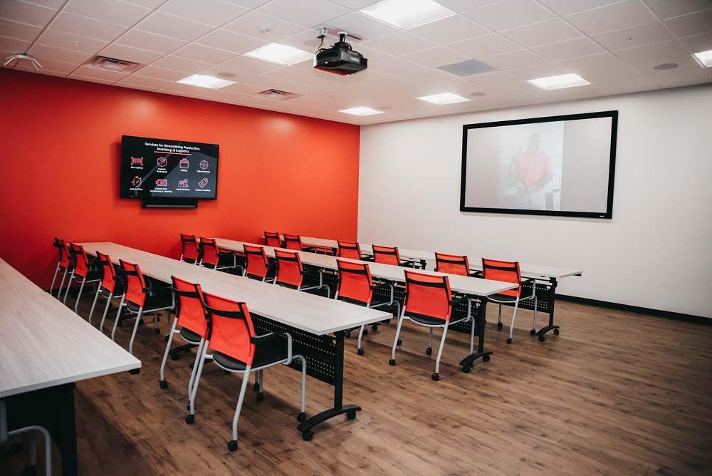 JwfTechnologies's tweet photo. THE TRAINING ROOM – Our space dedicated to continuously growing, innovating, and advancing! https://t.co/XTrkQIZAva