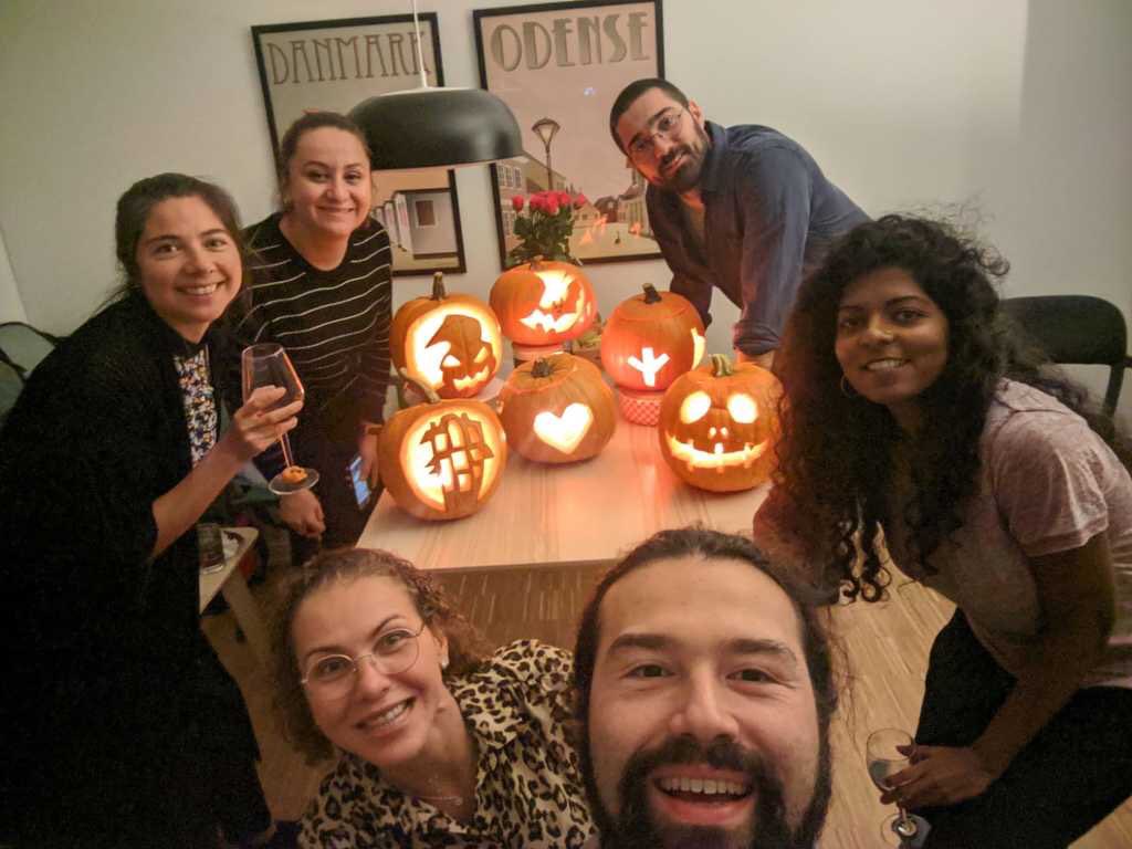 Kornfeld_JanW's tweet image. Great to see the lab being creative! In addition to being super-creative in science already of course! ⁦@NATsdu⁩ ⁦@ATLAS_SDU⁩ #adiposign ⁦@ERC_Research⁩ ⁦@GenomicsUnit⁩