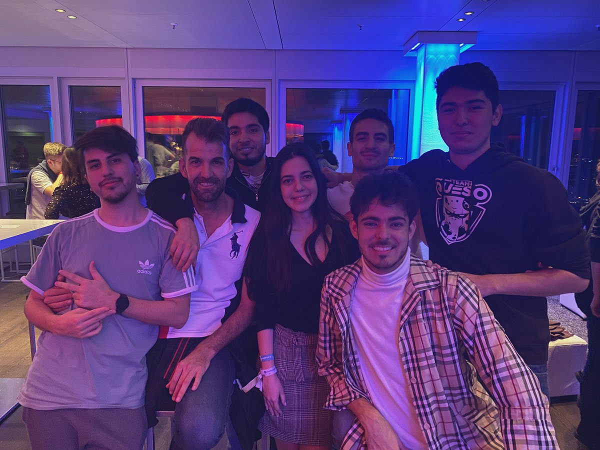 rigotorres23CoC's tweet photo. Familia❤️ son los mejores sin duda!🙈 https://t.co/B47bxQCvAw