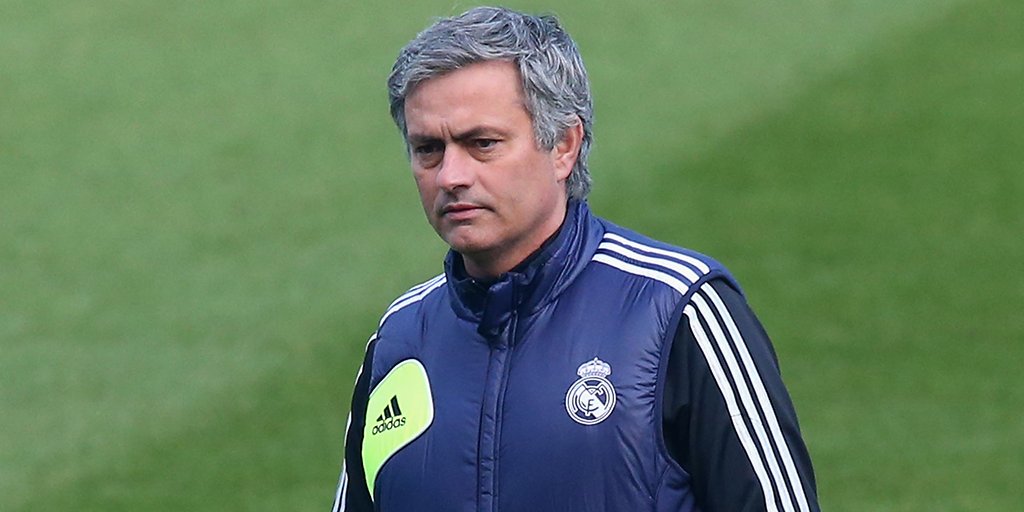 theScore tweet media