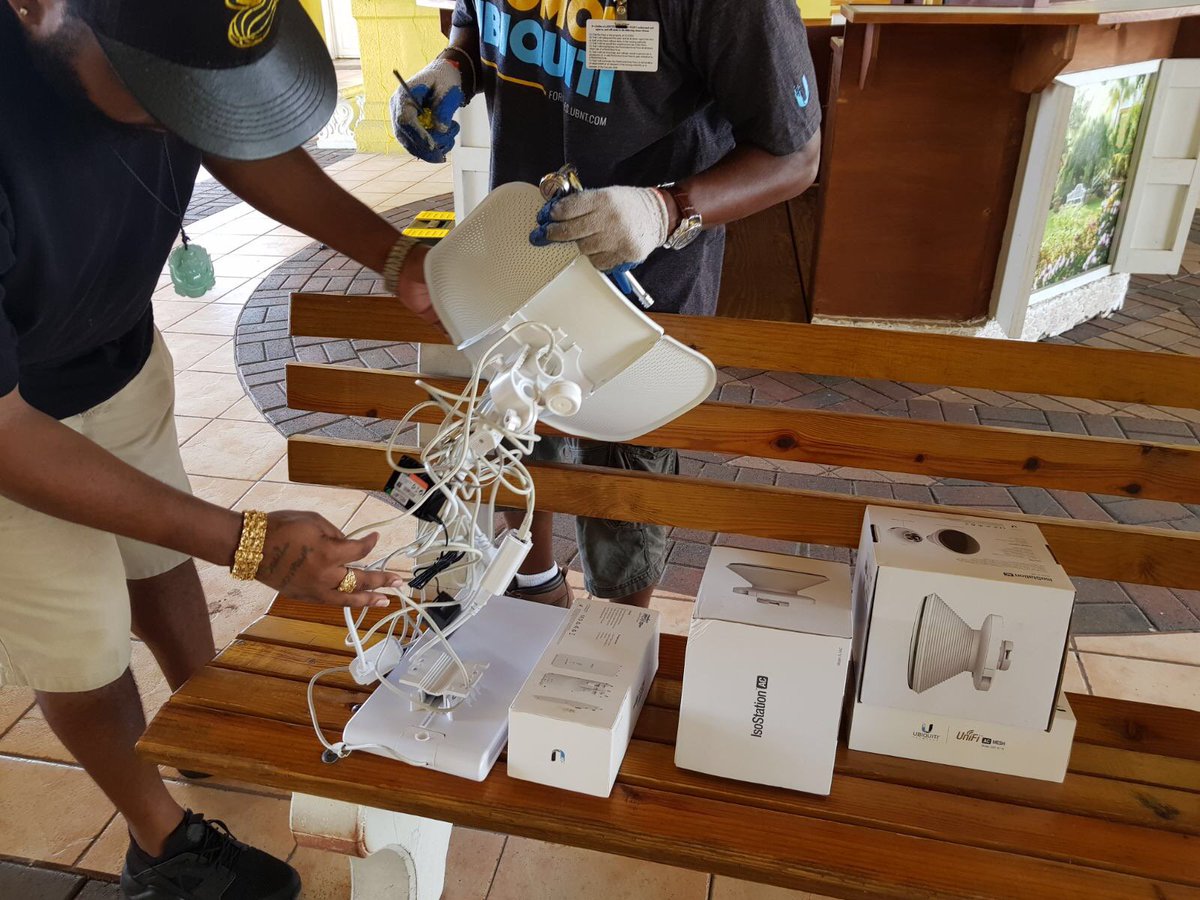 WifiInc's tweet photo. Our technicians configuring some of our equipment....#citywifiinc #bestinternetserviceprovider #cambiumnetwork #ubiquitinetwork #mikrotik #signup #fastaffordablereliable https://t.co/rvohC7942l