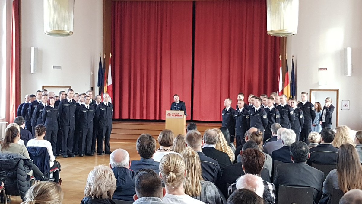 Heute können wir wieder neuen Kolleginnen und Kollegen begrüßen...Herzlich Willkommen