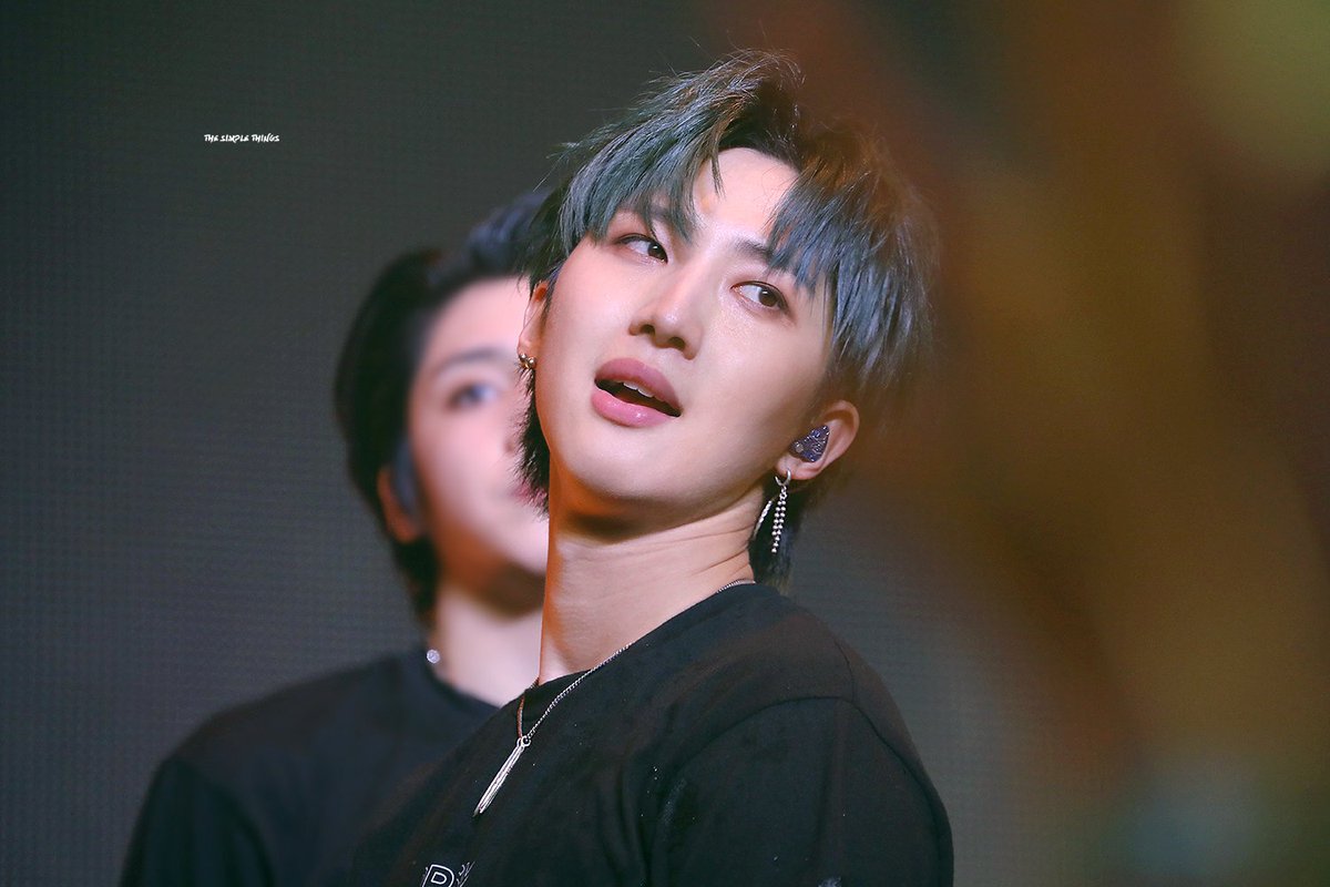 SimpleThingsHUI's tweet photo. ➖
191027
#펜타곤 #PENTAGON #후이 #회택 #HUI #フイ #PrismInmoscow #pentagoninMoscow
@CUBE_PTG https://t.co/3aqIeoIAvf