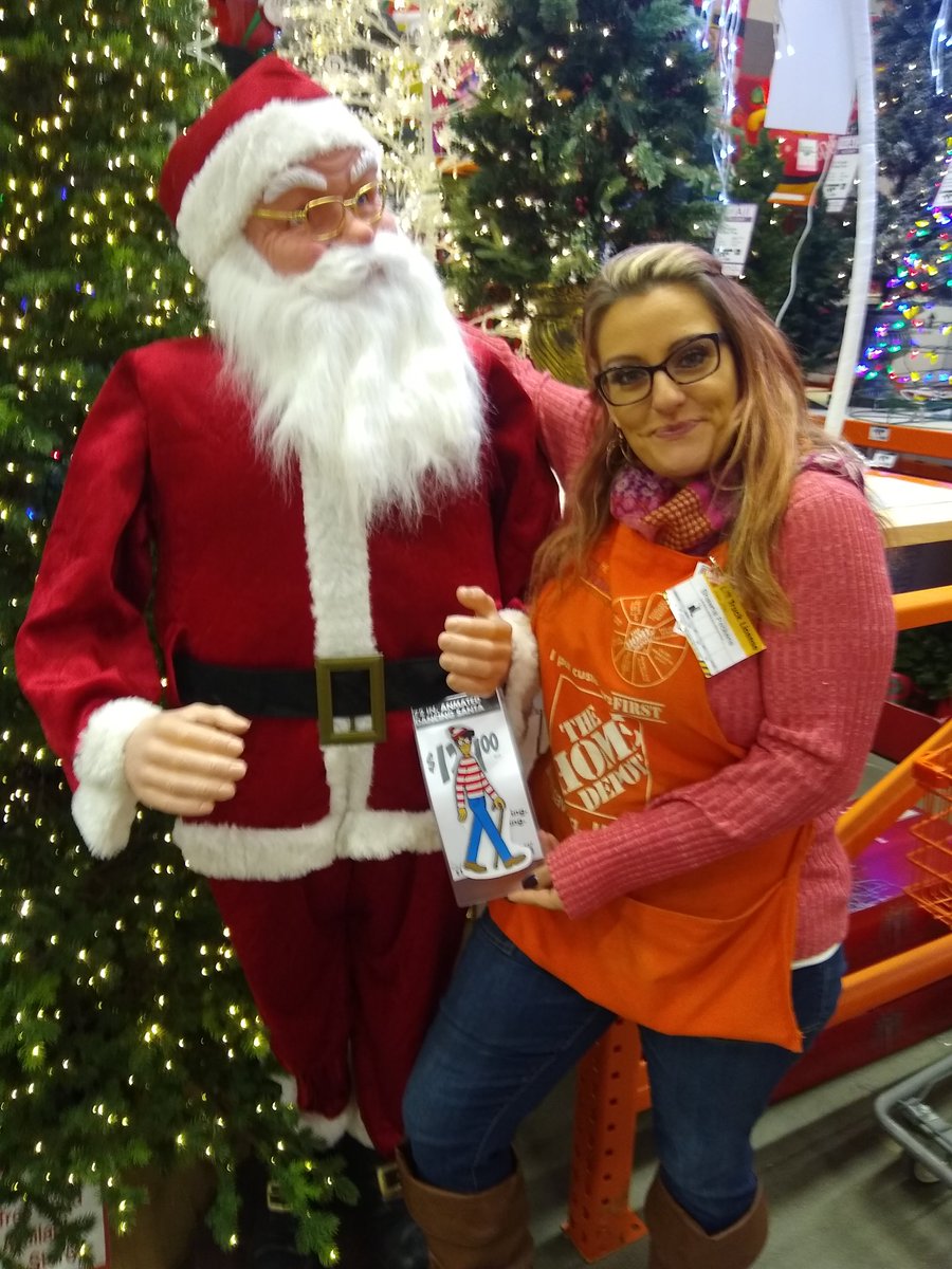 Where's Waldo????? We are finding him all over here at 2729 today!! #mwspiritweekD218  @dennissanders13 @TheClanMcClain <a href="/McFarrenGary/">Gary McFarren</a> @SWHR33 @jason_stubbe <a href="/dartonsmommy07/">Jennifer Schiller</a>