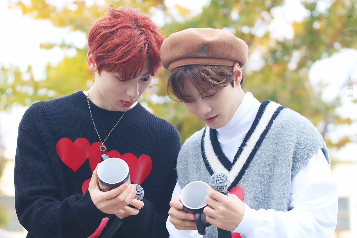 zzickduck's tweet photo. 191026 뉴이스트 음악중심 미니 팬미팅

부기즈🦊🐢

#NUEST #뉴이스트
#황민현 #민현 #MINHYUN #HwangMinhyun #종현 #JR #김종현 #뉴이스트_1위_축하해_loveme https://t.co/xISLqTHkD4