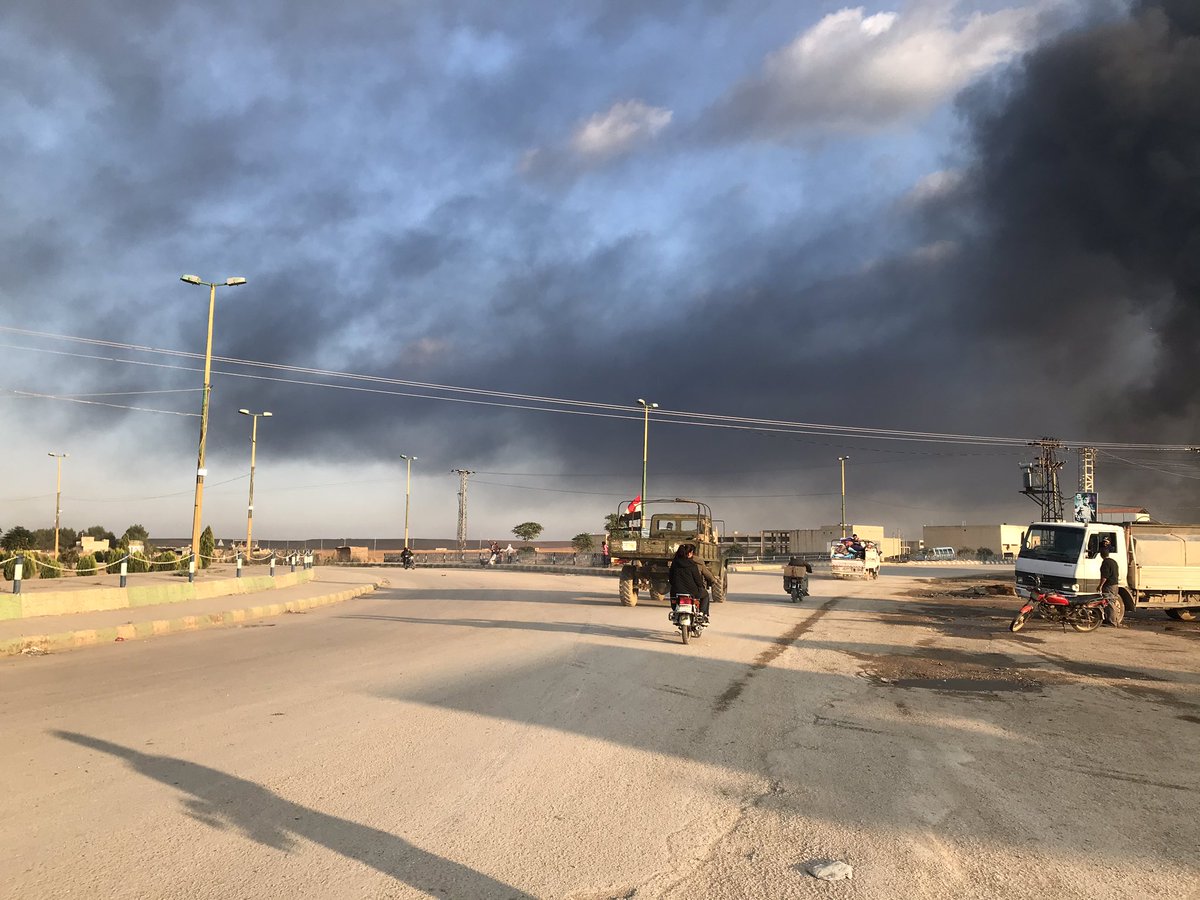 benargentieri's tweet image. Hundreds of civilians are fleeing the villages.