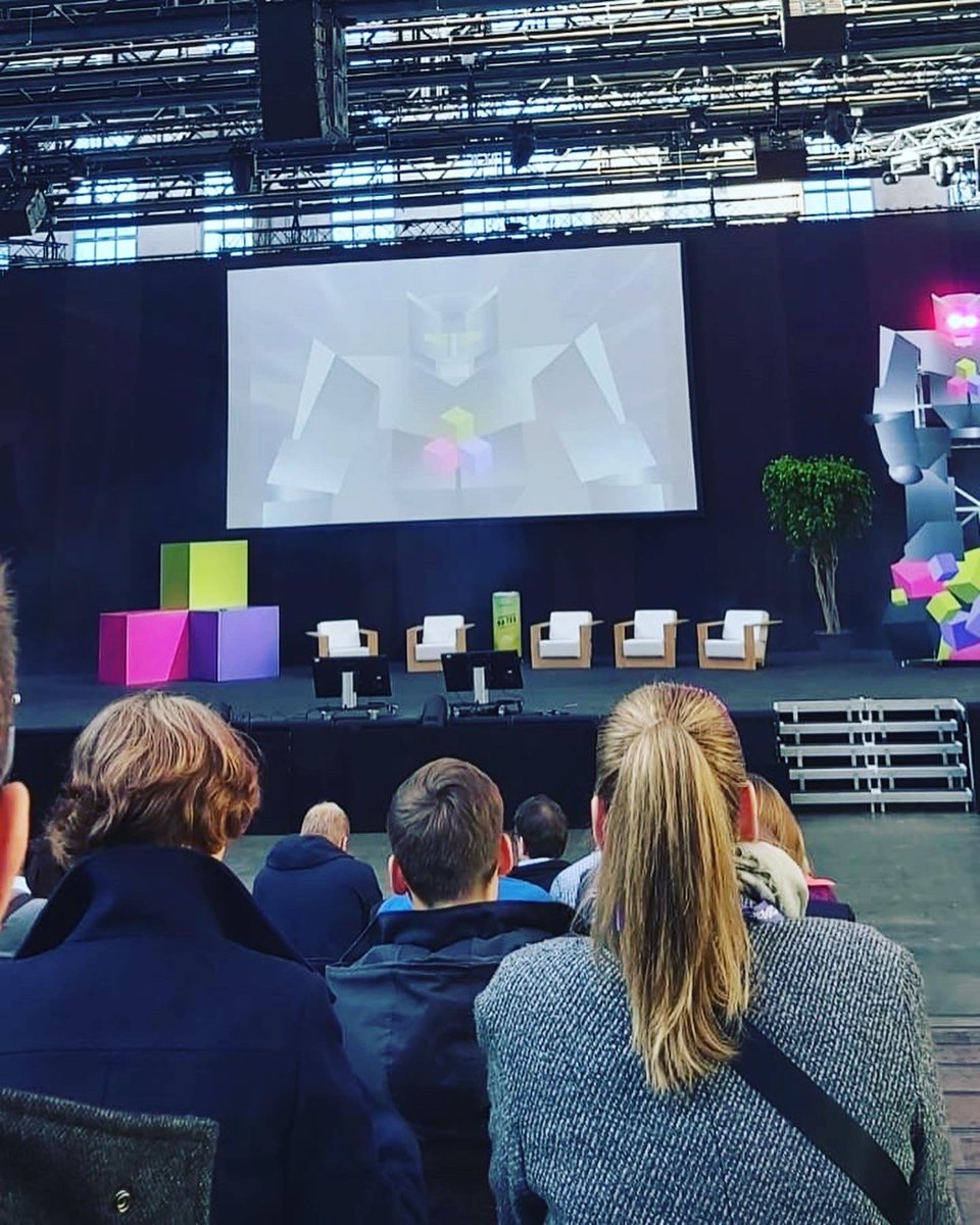 fxwio's tweet photo. Expressions from @ruhrsummit
--
#rs2019 #ruhrsummit #ruhr #bochum #startups #b2b #conference #jahunderthalle https://t.co/tOzUnbJ6fa